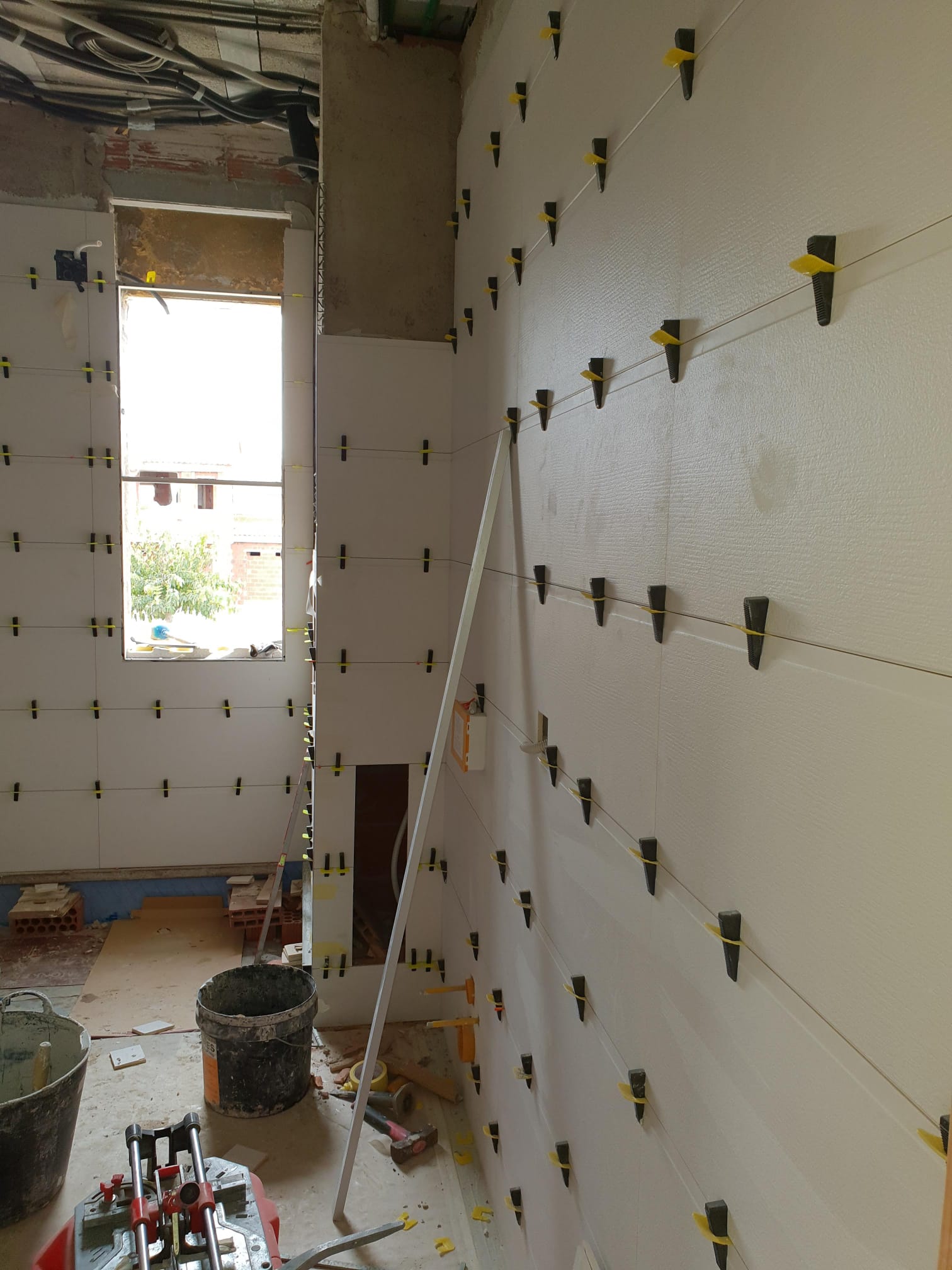 https://construccionescotan.es/wp-content/uploads/2023/12/IMG-20231214-WA0018.jpg
